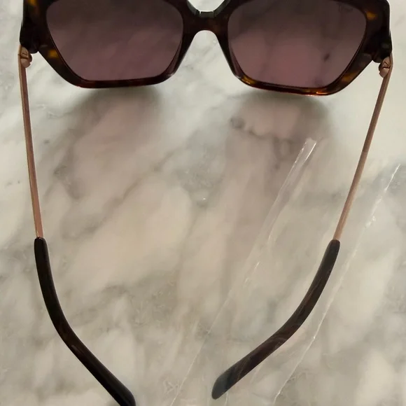 Maui Jim Poolside Sunglasses RS838-10 Tortoise Never Worn - Picture 3 of 6